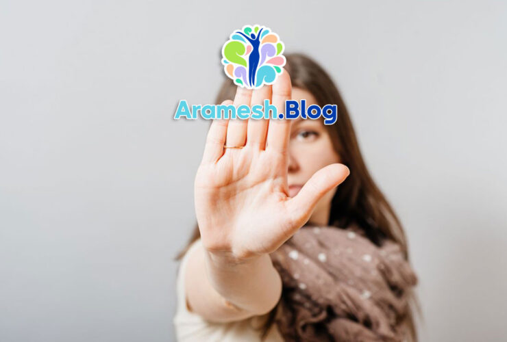 ابراز خود در جمع: اهمیت و چالش‌ها